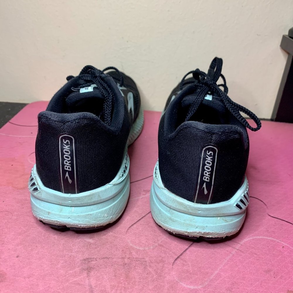 Womens Brooks Launch Gts 8 Black Running Shoes Size 9… Gem